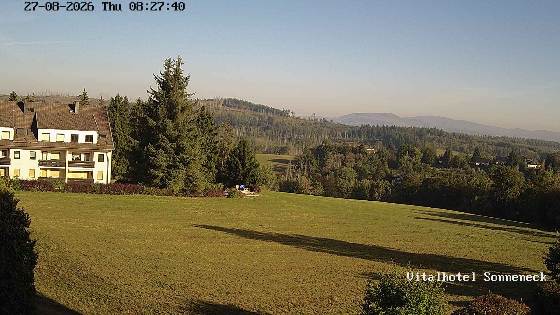 Archiv Foto Webcam Braunlage-Hohegeiß: Blick über das Tal