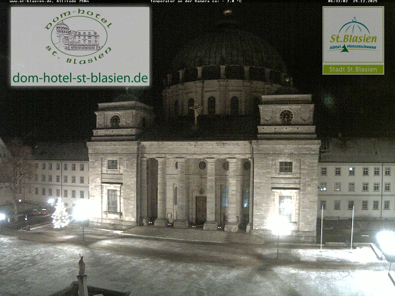Archiv Foto Webcam St Blasien Menzenschwand Domplatz