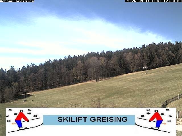 Archived image Webcam Bavarian Forest: Lift Greising