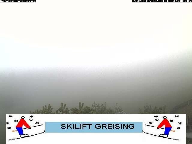 Archived image Webcam Bavarian Forest: Lift Greising