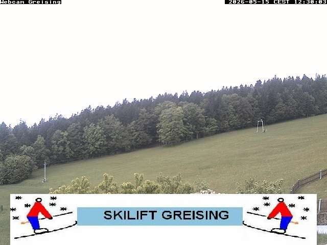 Archived image Webcam Bavarian Forest: Lift Greising