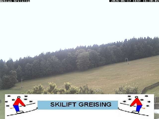 Archived image Webcam Bavarian Forest: Lift Greising