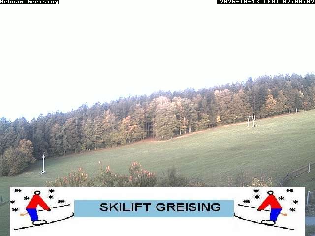 Archived image Webcam Bavarian Forest: Lift Greising