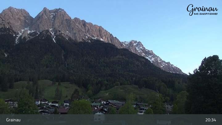 Archived image Webcam Grainau: panoramic view