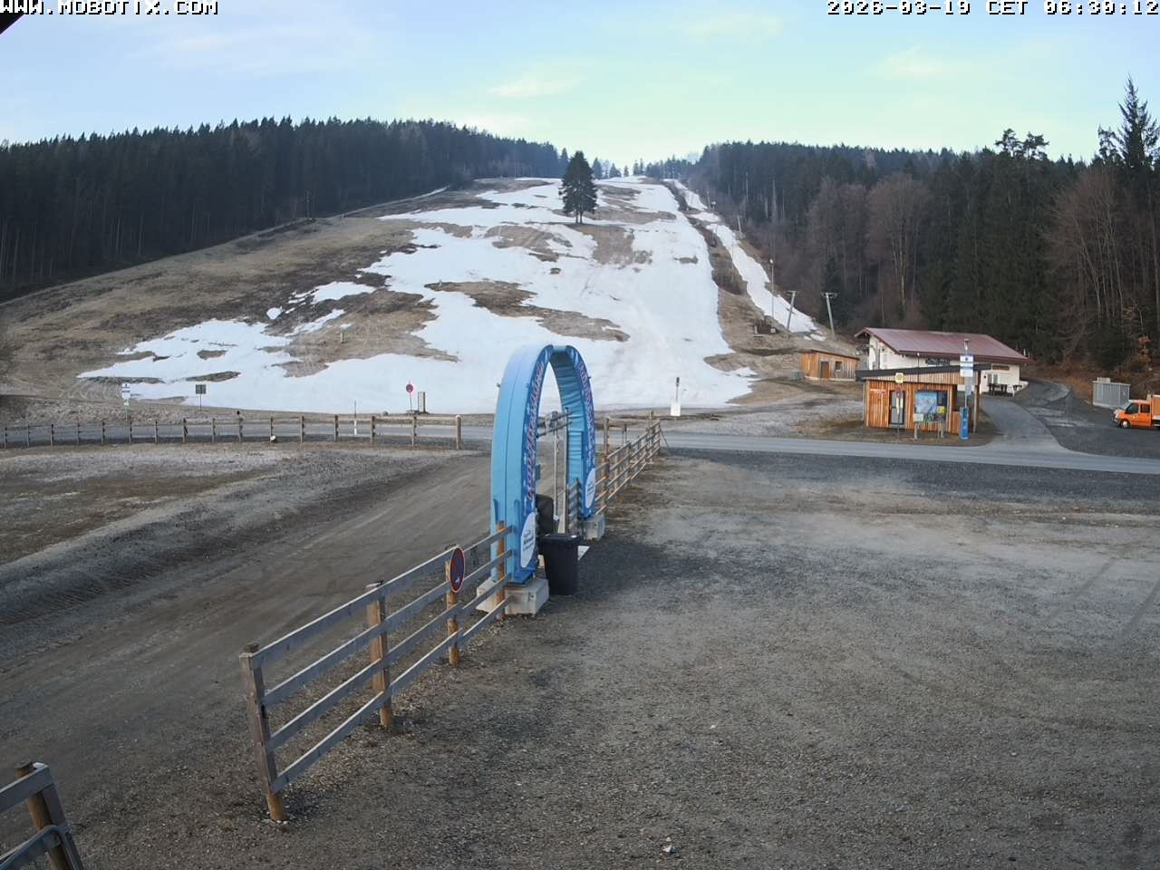 Archived image Webcam Mehlmeisel, Fichtel Mountains