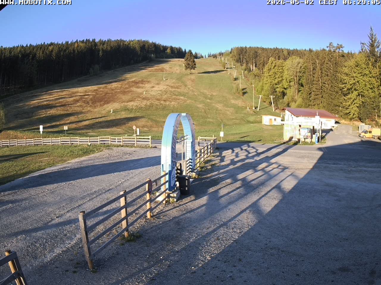 Archived image Webcam Mehlmeisel, Fichtel Mountains