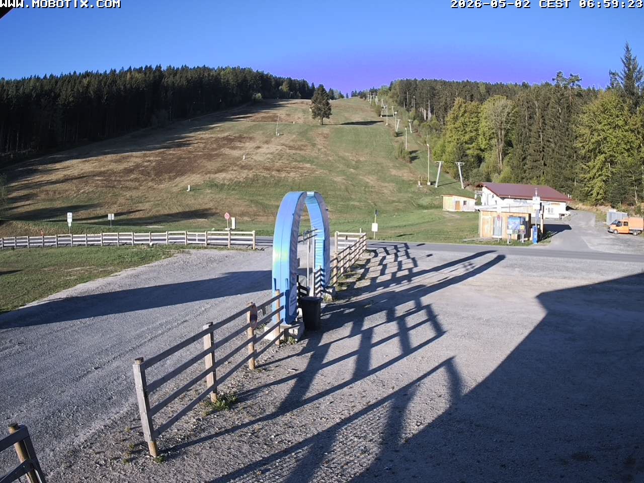 Archived image Webcam Mehlmeisel, Fichtel Mountains