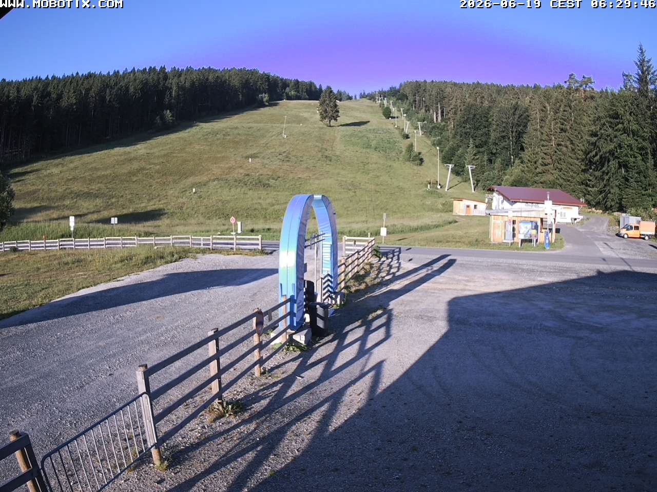 Archived image Webcam Mehlmeisel, Fichtel Mountains