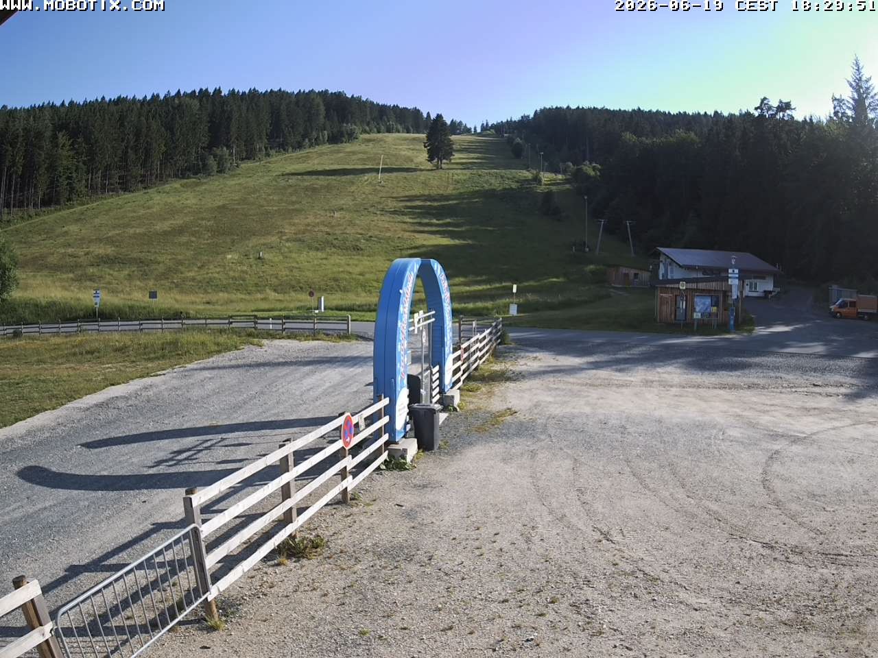 Archived image Webcam Mehlmeisel, Fichtel Mountains