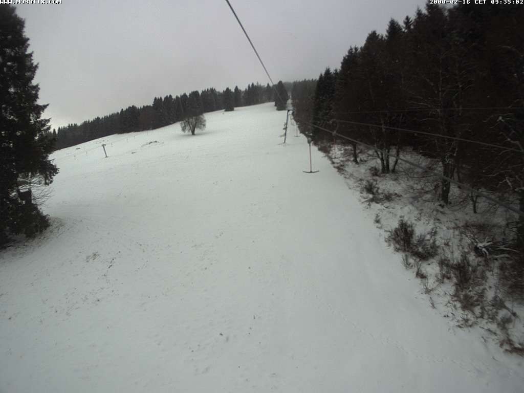 Archived image Webcam Eschenberglifte Niedersfeld the slope