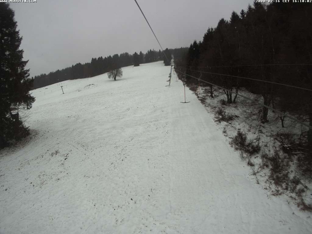 Archived image Webcam Eschenberglifte Niedersfeld the slope