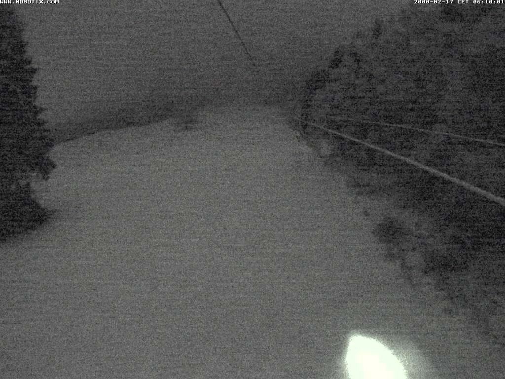 Archived image Webcam Eschenberglifte Niedersfeld the slope