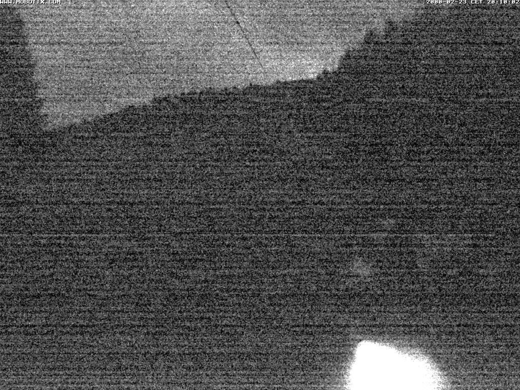 Archiv Foto Webcam Eschenberglifte Niedersfeld Blick auf die Piste