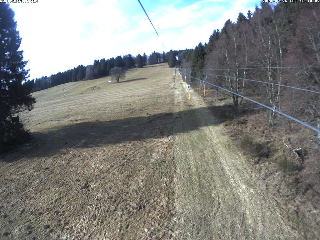 Archived image Webcam Eschenberglifte Niedersfeld the slope