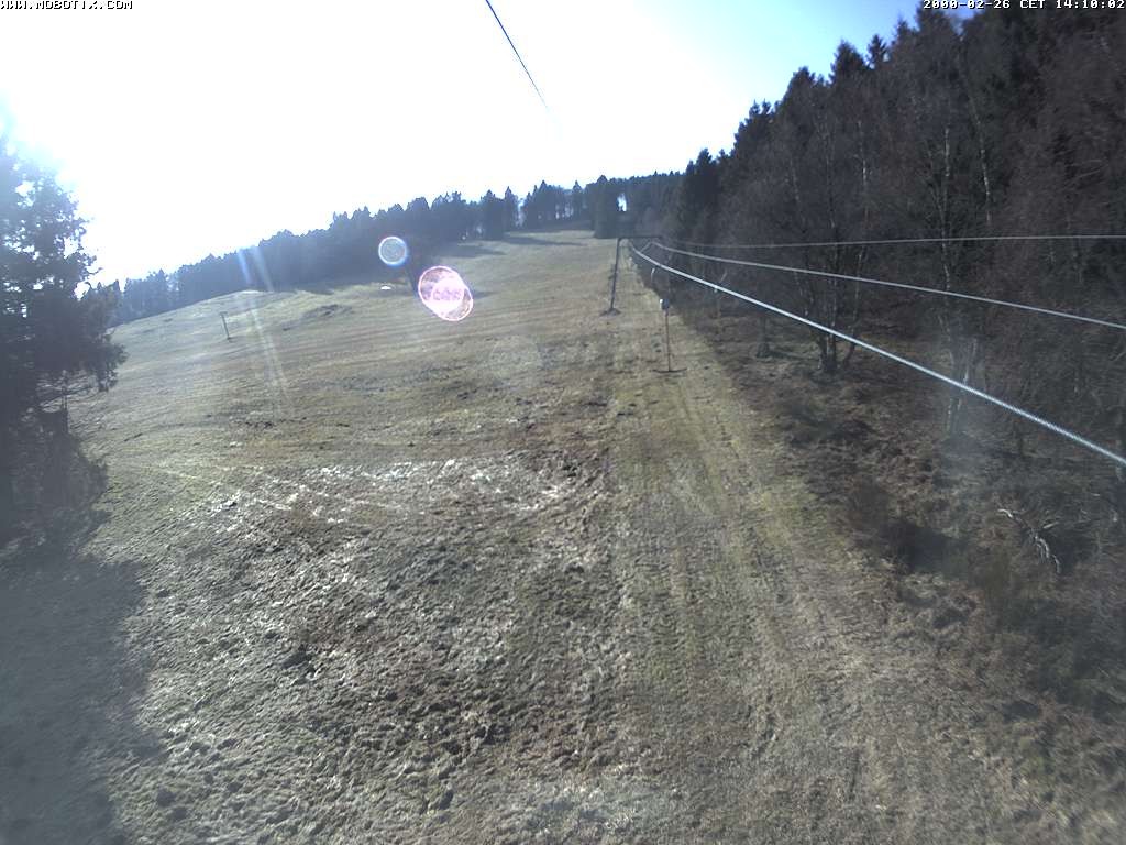 Archived image Webcam Eschenberglifte Niedersfeld the slope