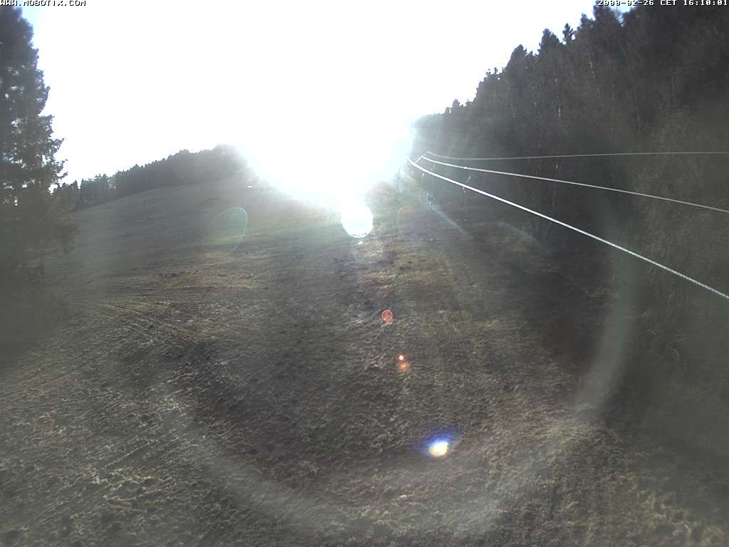 Archived image Webcam Eschenberglifte Niedersfeld the slope