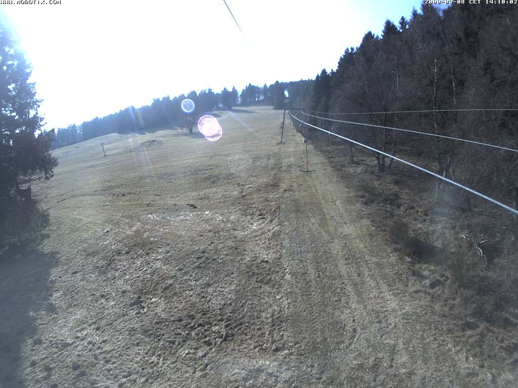 Archiv Foto Webcam Eschenberglifte Niedersfeld Blick auf die Piste