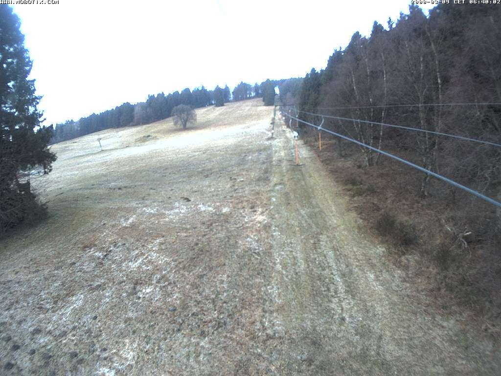 Archiv Foto Webcam Eschenberglifte Niedersfeld Blick auf die Piste