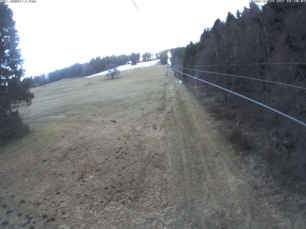 Archiv Foto Webcam Eschenberglifte Niedersfeld Blick auf die Piste