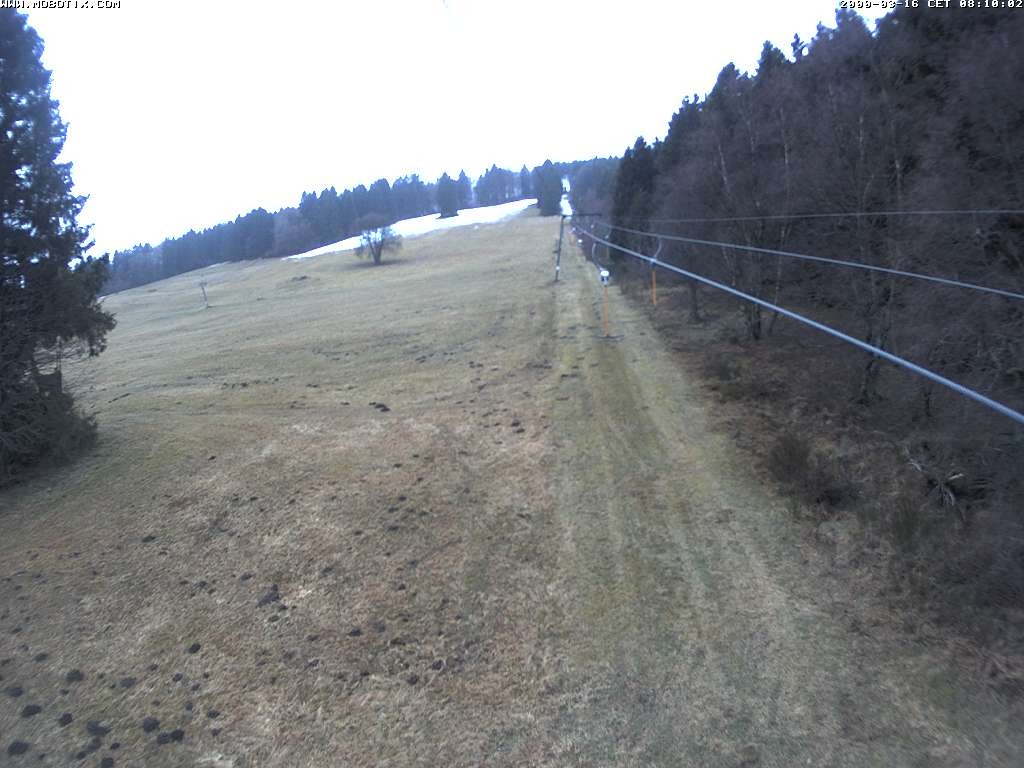 Archived image Webcam Eschenberglifte Niedersfeld the slope