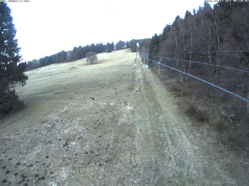 Archiv Foto Webcam Eschenberglifte Niedersfeld Blick auf die Piste