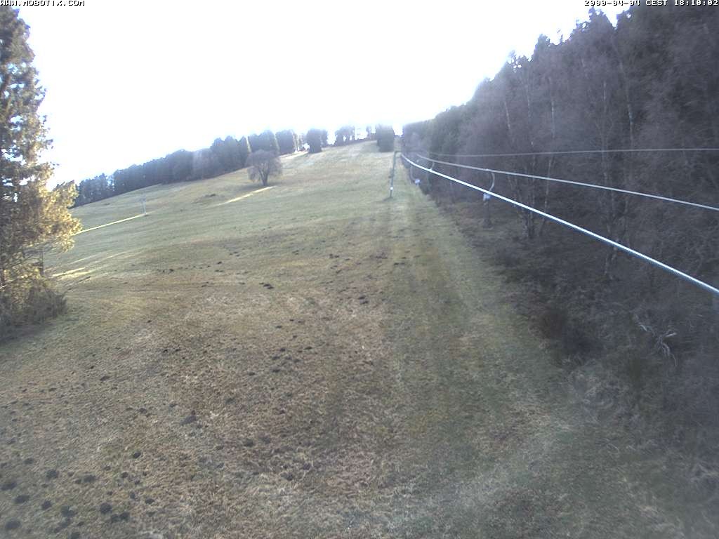 Archiv Foto Webcam Eschenberglifte Niedersfeld Blick auf die Piste