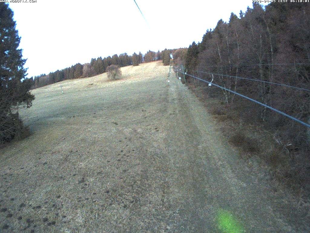 Archiv Foto Webcam Eschenberglifte Niedersfeld Blick auf die Piste