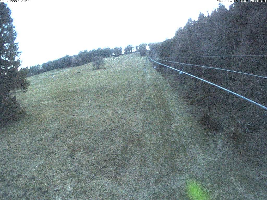 Archiv Foto Webcam Eschenberglifte Niedersfeld Blick auf die Piste