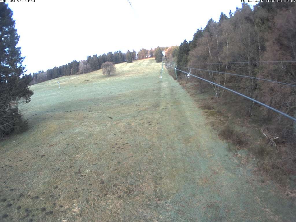 Archived image Webcam Eschenberglifte Niedersfeld the slope