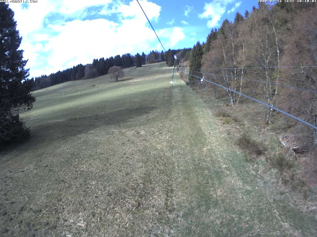 Archived image Webcam Eschenberglifte Niedersfeld the slope