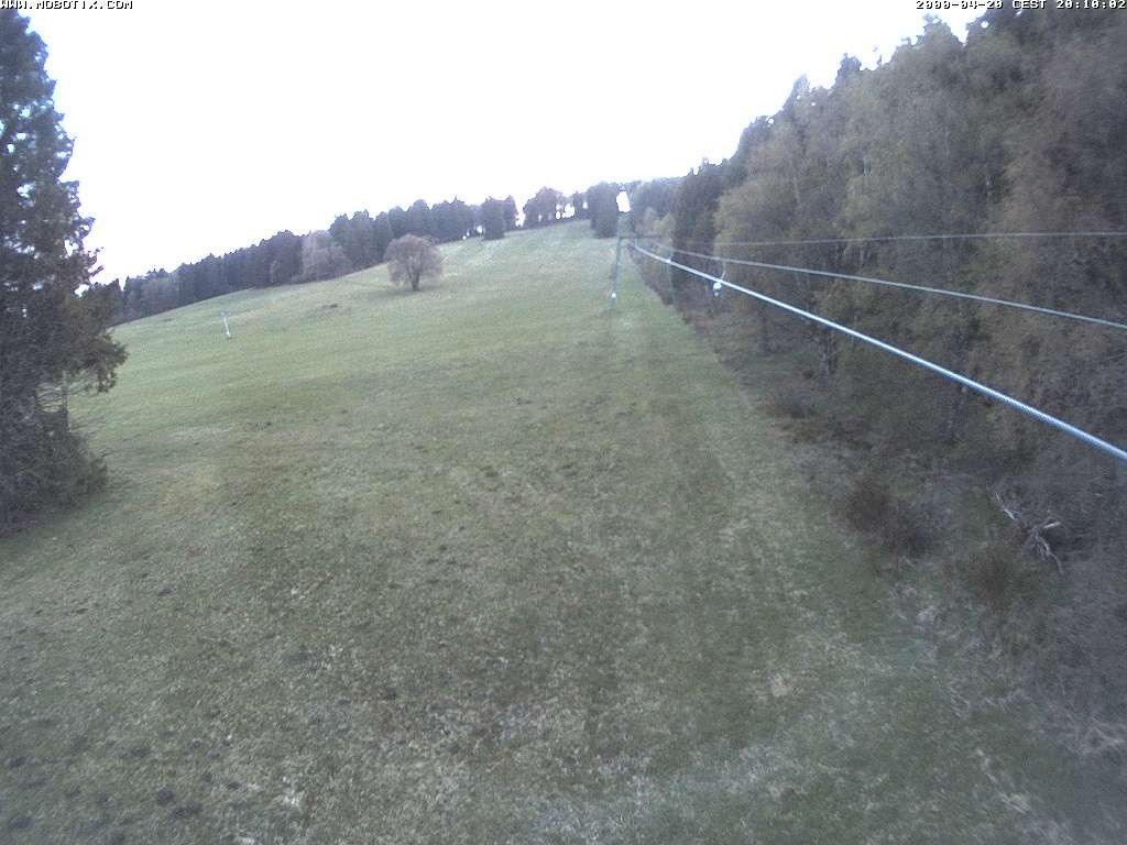 Archiv Foto Webcam Eschenberglifte Niedersfeld Blick auf die Piste