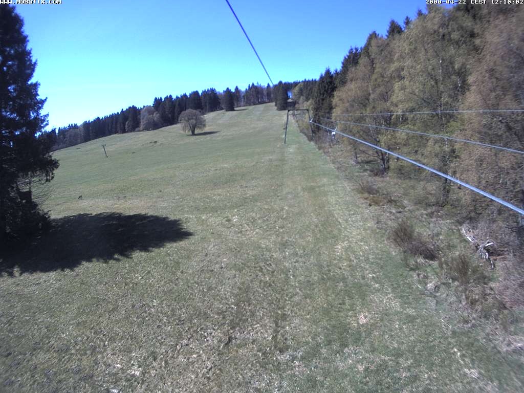 Archiv Foto Webcam Eschenberglifte Niedersfeld Blick auf die Piste