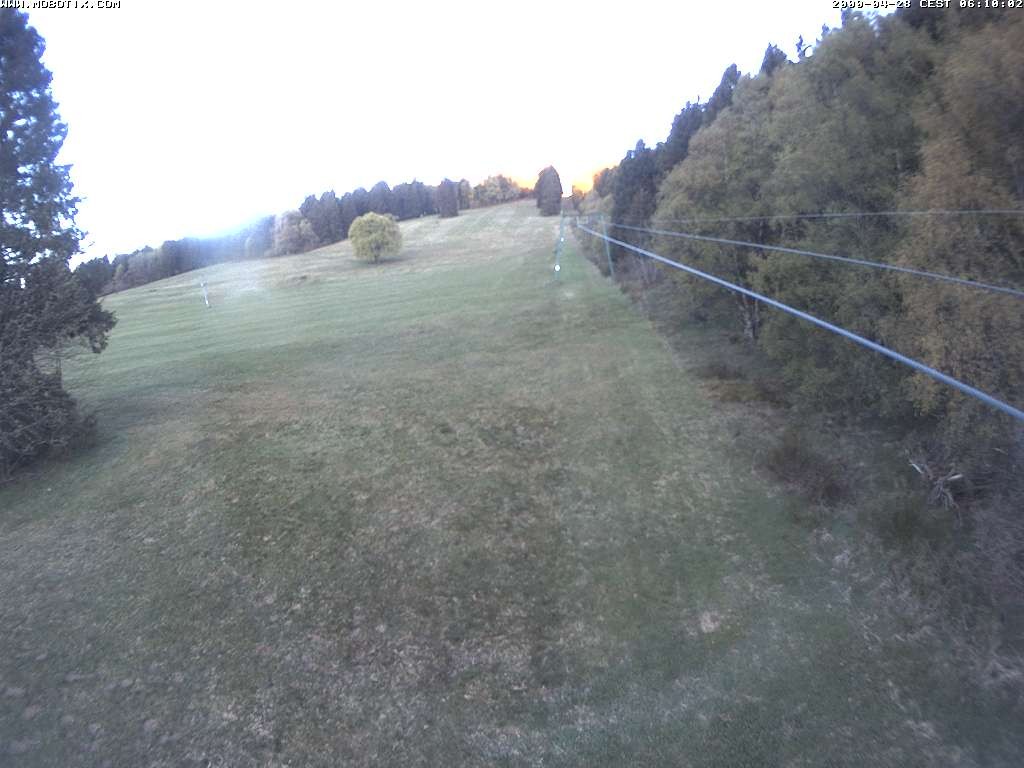 Archiv Foto Webcam Eschenberglifte Niedersfeld Blick auf die Piste