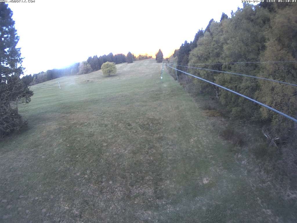 Archiv Foto Webcam Eschenberglifte Niedersfeld Blick auf die Piste