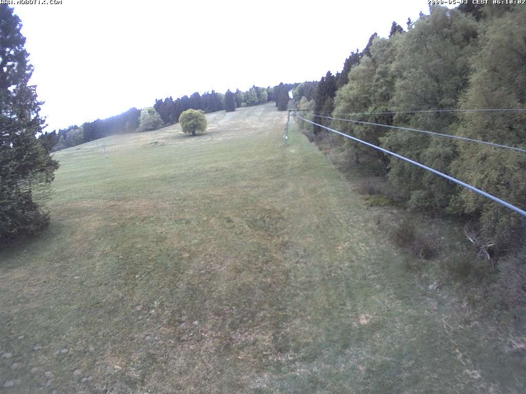 Archiv Foto Webcam Eschenberglifte Niedersfeld Blick auf die Piste