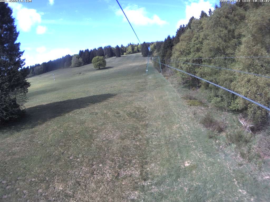 Archiv Foto Webcam Eschenberglifte Niedersfeld Blick auf die Piste