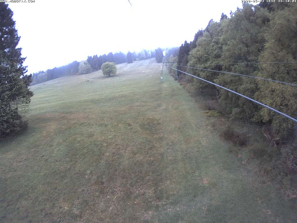 Archiv Foto Webcam Eschenberglifte Niedersfeld Blick auf die Piste