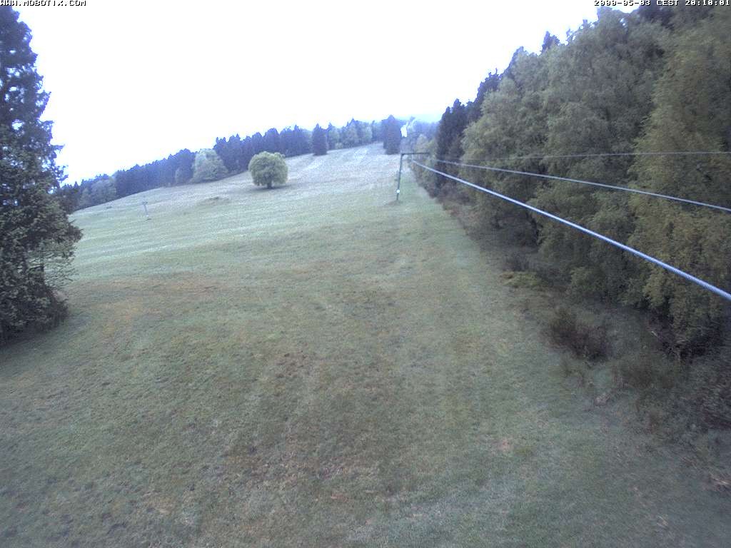 Archiv Foto Webcam Eschenberglifte Niedersfeld Blick auf die Piste