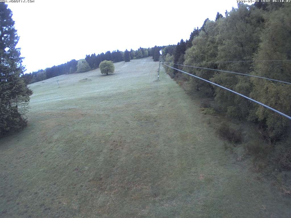 Archiv Foto Webcam Eschenberglifte Niedersfeld Blick auf die Piste