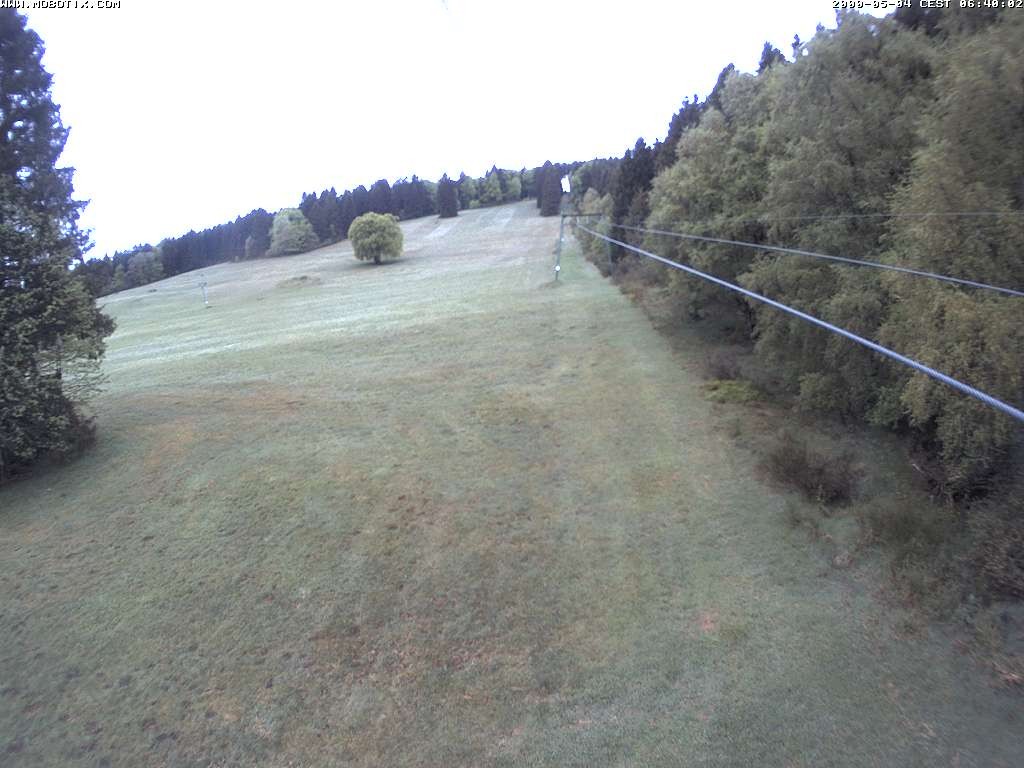 Archiv Foto Webcam Eschenberglifte Niedersfeld Blick auf die Piste