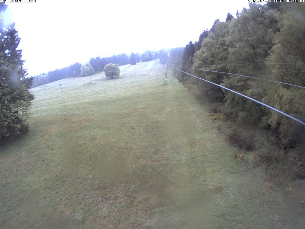 Archiv Foto Webcam Eschenberglifte Niedersfeld Blick auf die Piste