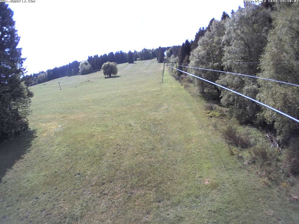 Archived image Webcam Eschenberglifte Niedersfeld the slope