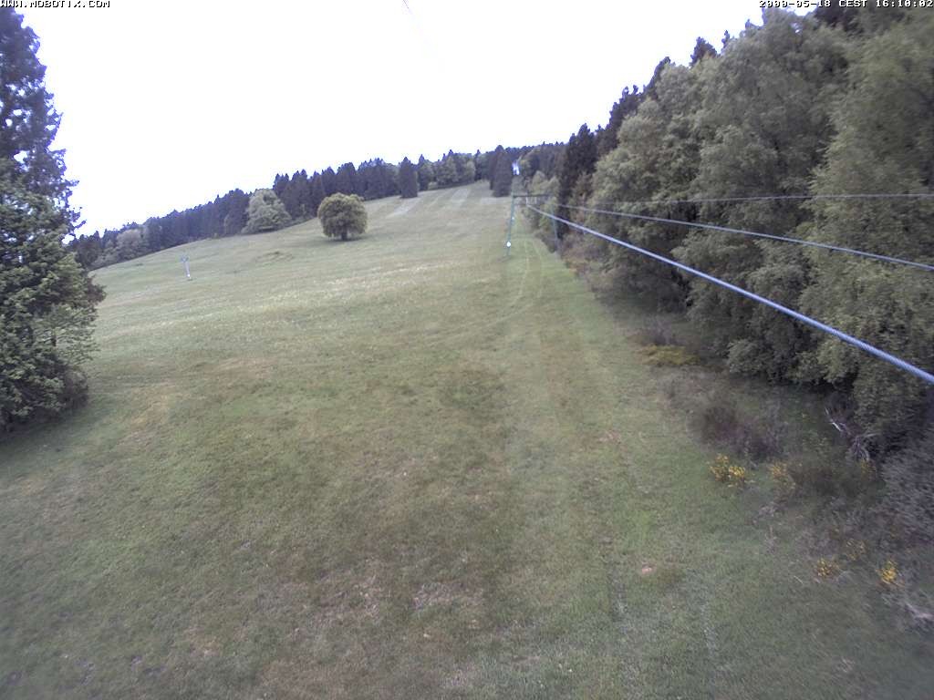 Archiv Foto Webcam Eschenberglifte Niedersfeld Blick auf die Piste