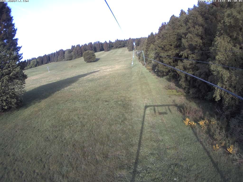 Archived image Webcam Eschenberglifte Niedersfeld the slope
