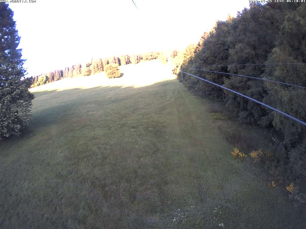 Archived image Webcam Eschenberglifte Niedersfeld the slope