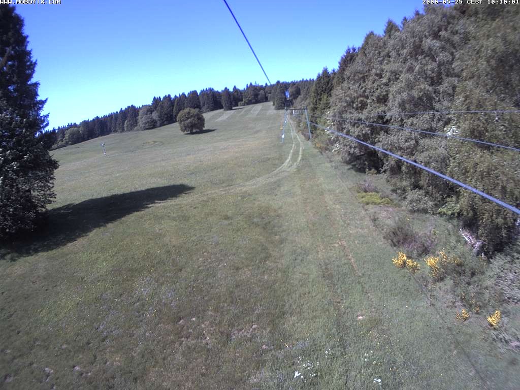 Archived image Webcam Eschenberglifte Niedersfeld the slope