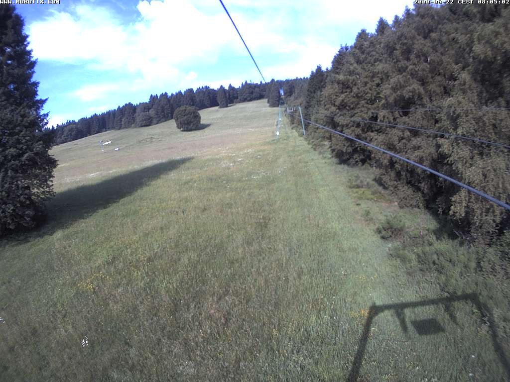 Archived image Webcam Eschenberglifte Niedersfeld the slope