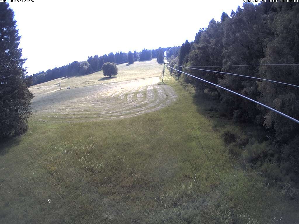 Archived image Webcam Eschenberglifte Niedersfeld the slope