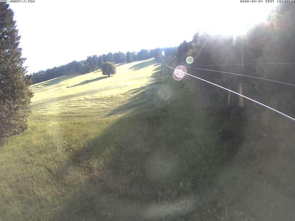 Archived image Webcam Eschenberglifte Niedersfeld the slope