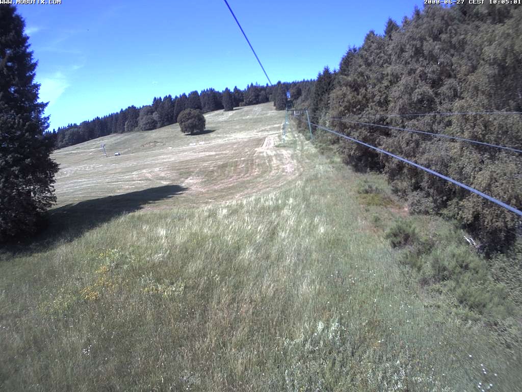 Archiv Foto Webcam Eschenberglifte Niedersfeld Blick auf die Piste